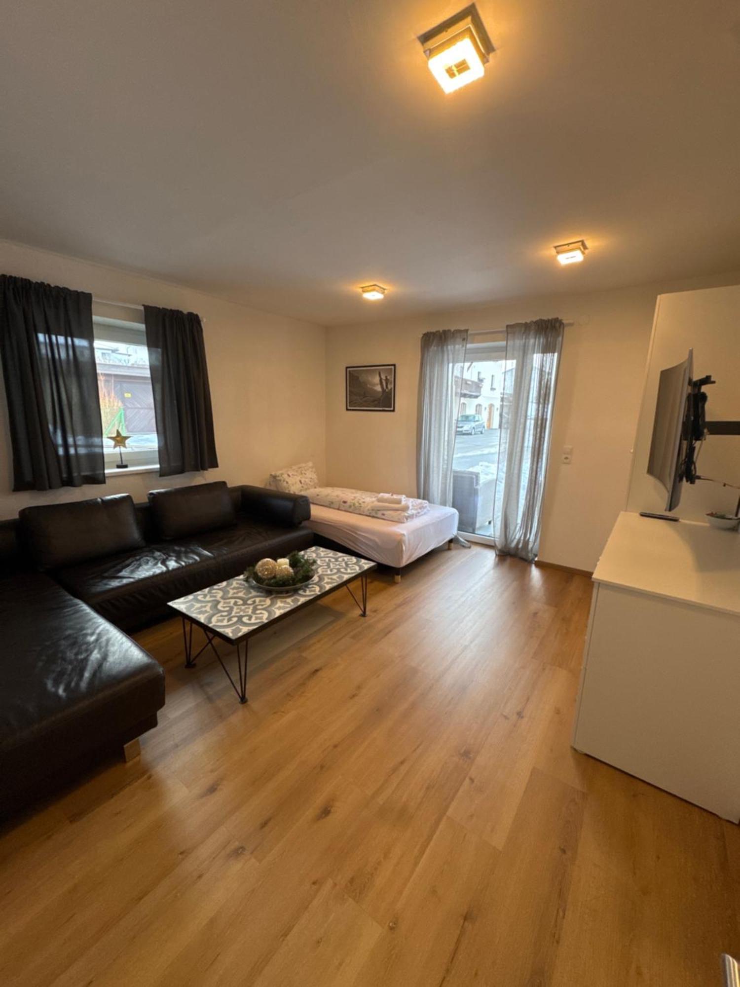 Apartments Oliver, Axams Innsbruck Exterior photo